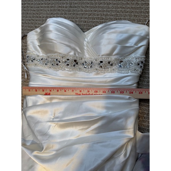 Essense of Australia Ivory Satin Ruched Strapless Wedding Dress Gown Size 12 - Picture 14 of 16